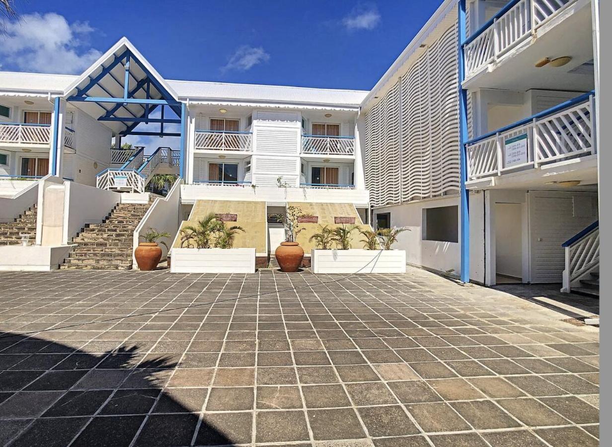 Archipel Guadeloupeen - Elegant Cocon D'Architecte 2 Etoiles Entre Grand Balcon, Piscine & Lagon Сен-Франсуа Экстерьер фото