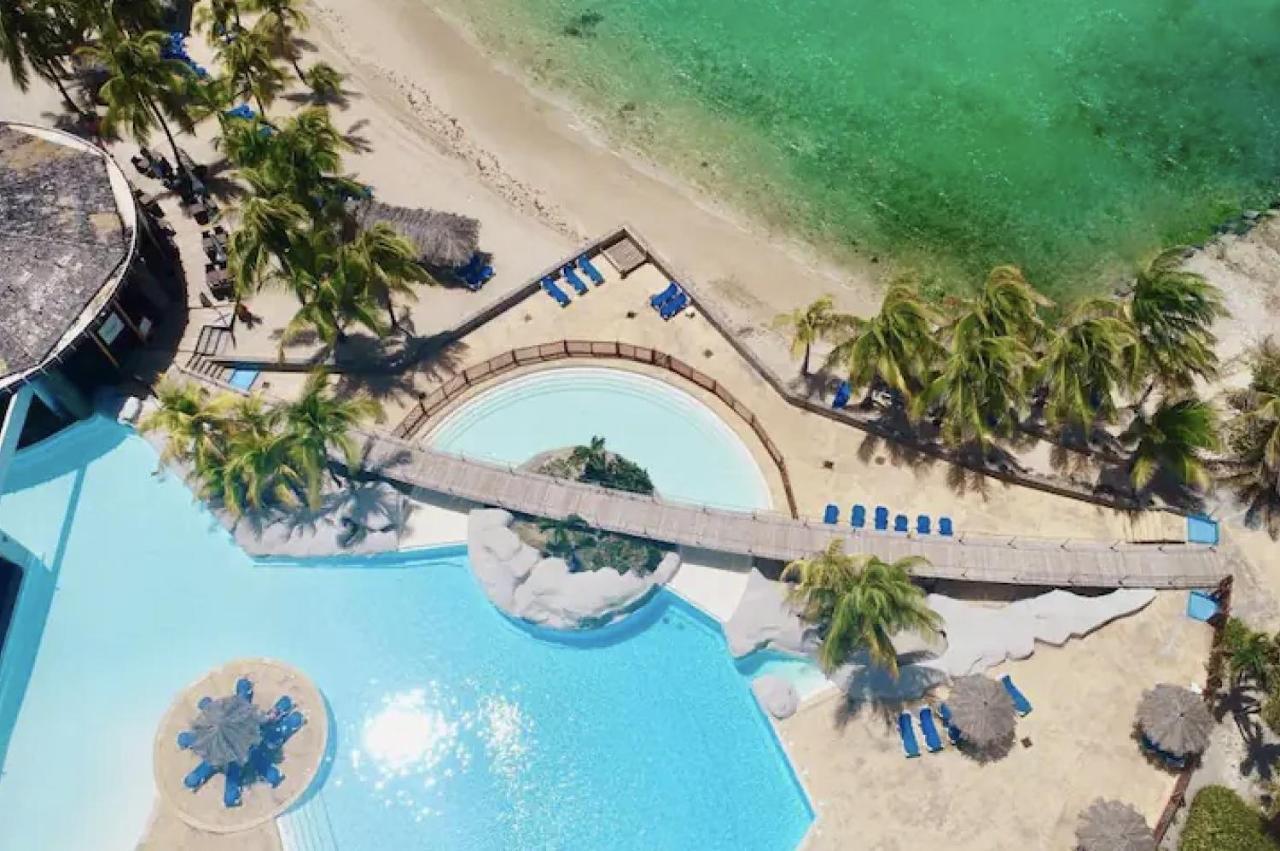 Archipel Guadeloupeen - Elegant Cocon D'Architecte 2 Etoiles Entre Grand Balcon, Piscine & Lagon Сен-Франсуа Экстерьер фото